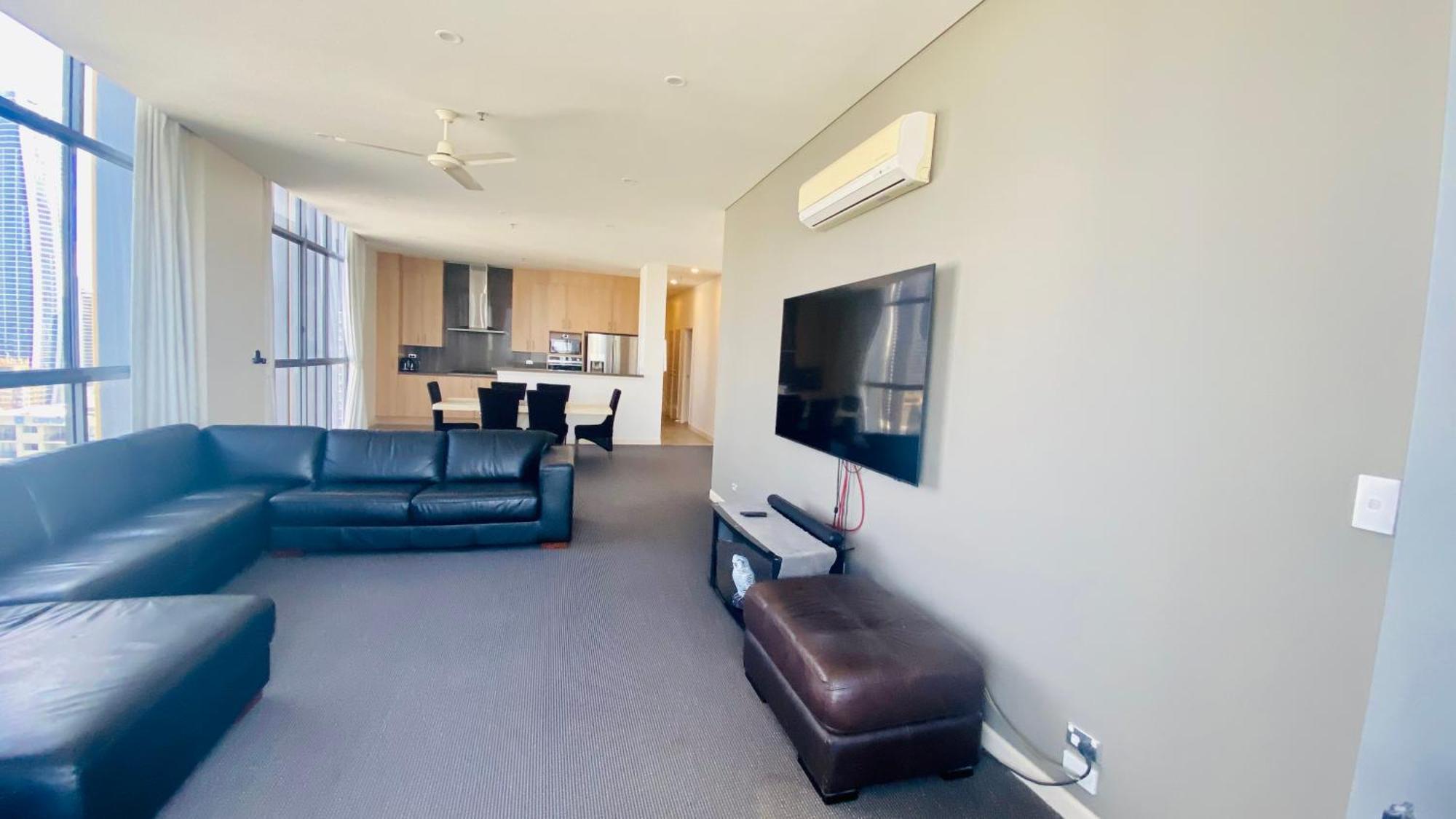 غولد كوست Solaire Apartments المظهر الخارجي الصورة