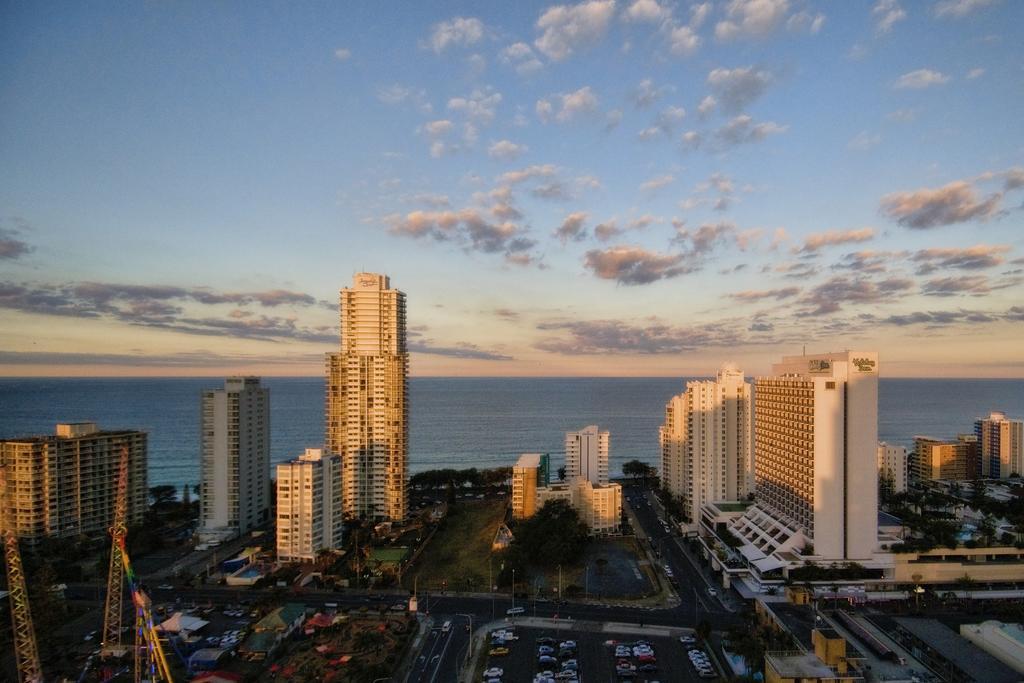 غولد كوست Solaire Apartments المظهر الخارجي الصورة