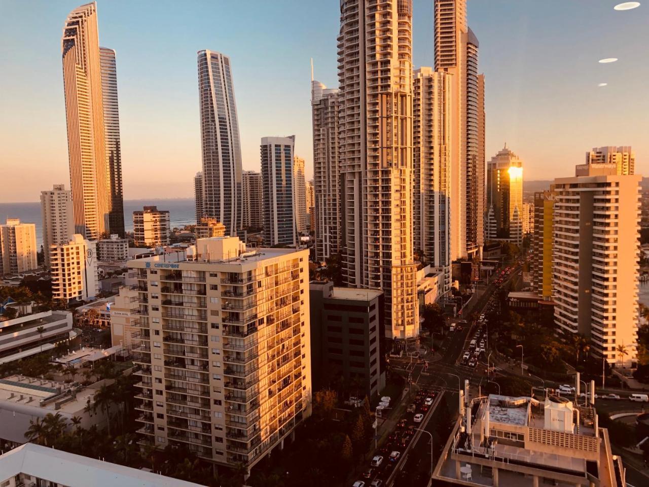 غولد كوست Solaire Apartments المظهر الخارجي الصورة