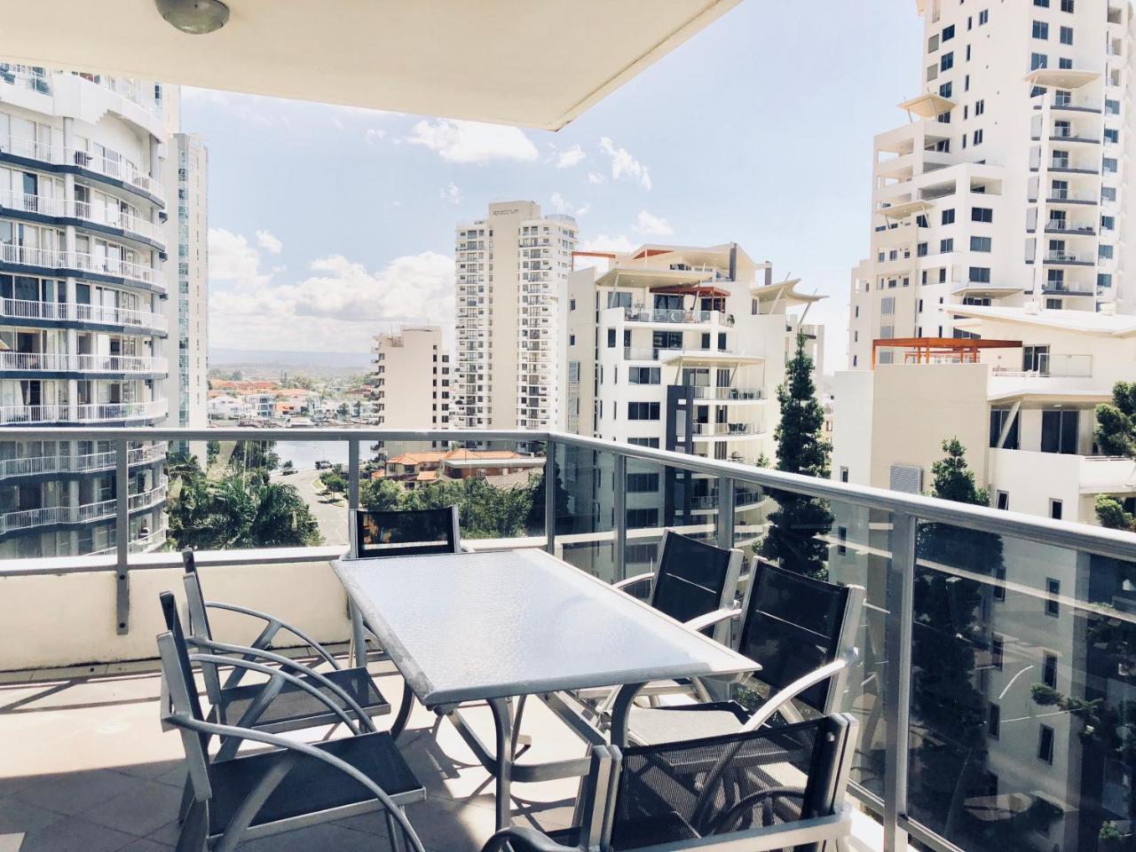 غولد كوست Solaire Apartments المظهر الخارجي الصورة
