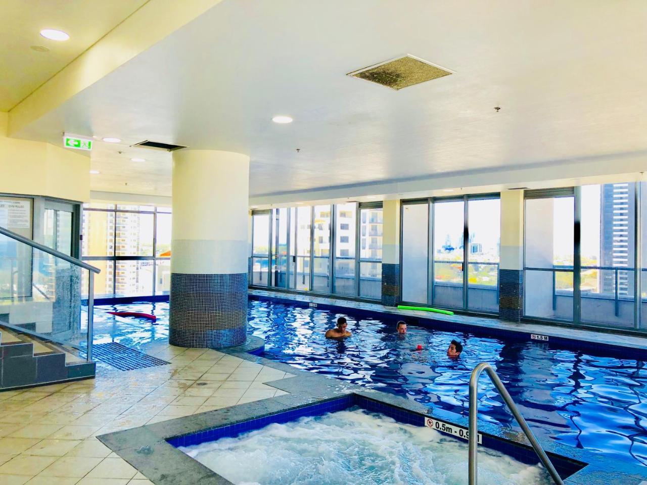 غولد كوست Solaire Apartments المظهر الخارجي الصورة