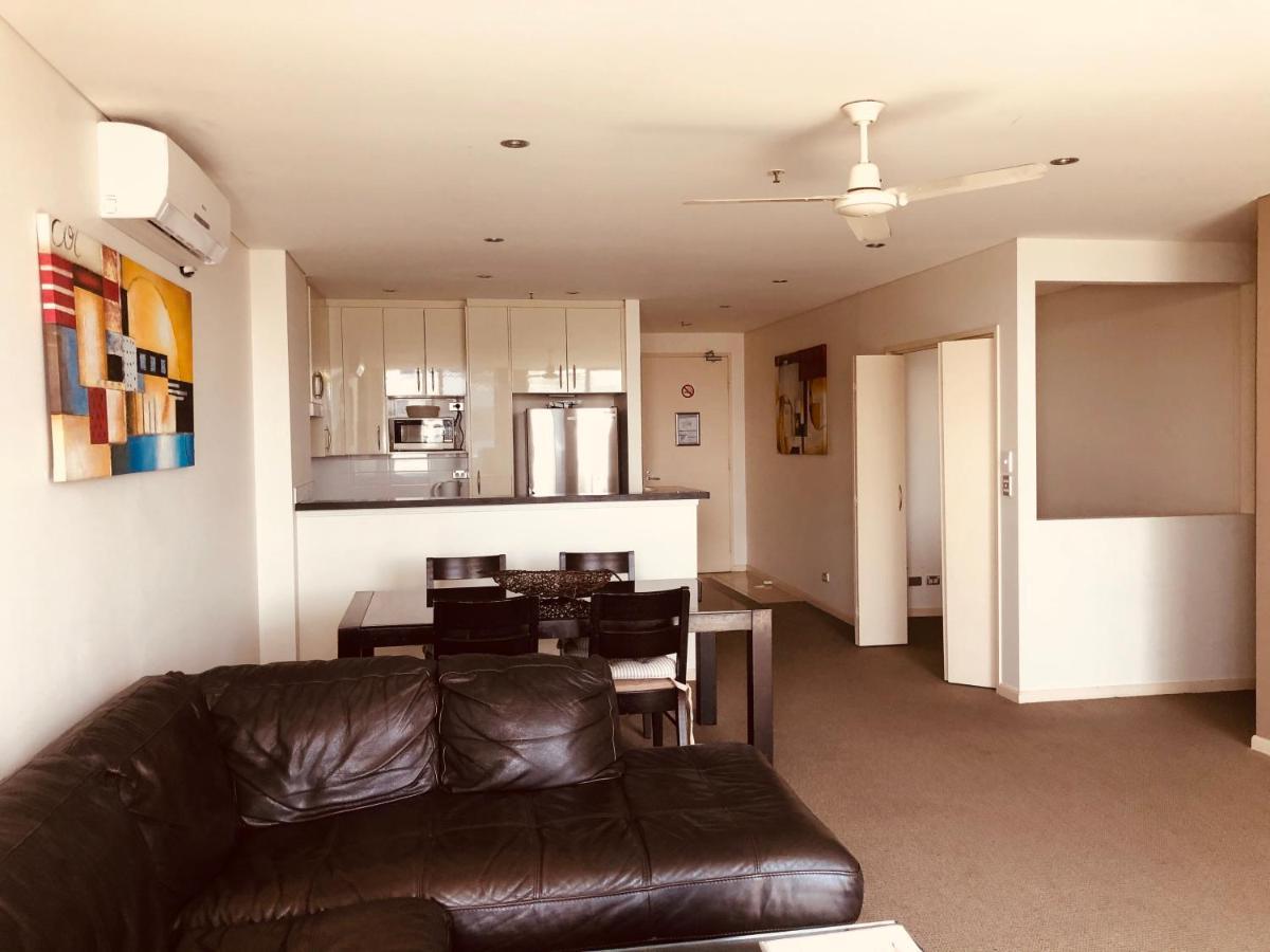 غولد كوست Solaire Apartments المظهر الخارجي الصورة