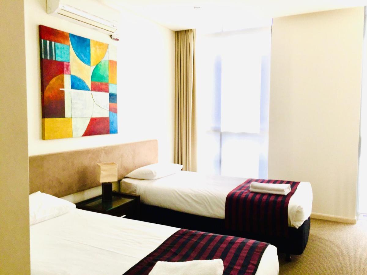 غولد كوست Solaire Apartments المظهر الخارجي الصورة